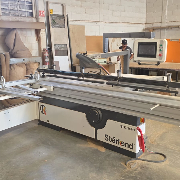 Sierra Escuadradora<br><span class="product-subtitle">STK-3CN1</span>